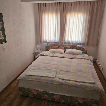 Vn Apartments Охрид Екстериор снимка