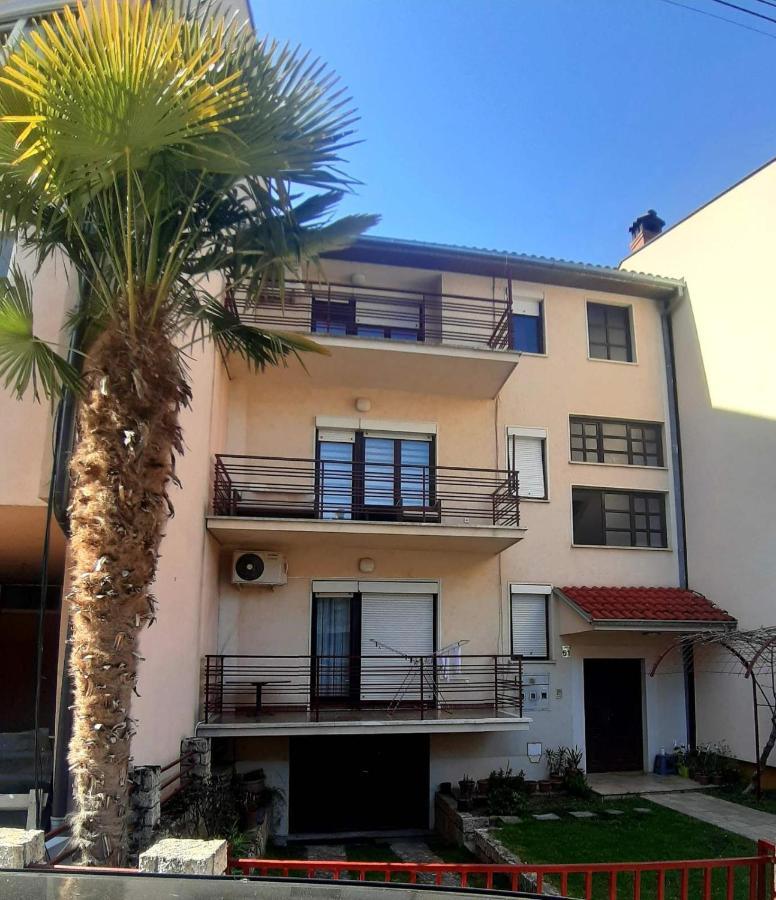 Vn Apartments Охрид Екстериор снимка
