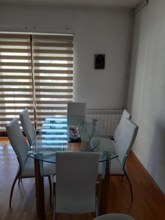 Vn Apartments Охрид Екстериор снимка